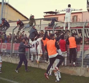 Vietato andare sotto la curva!